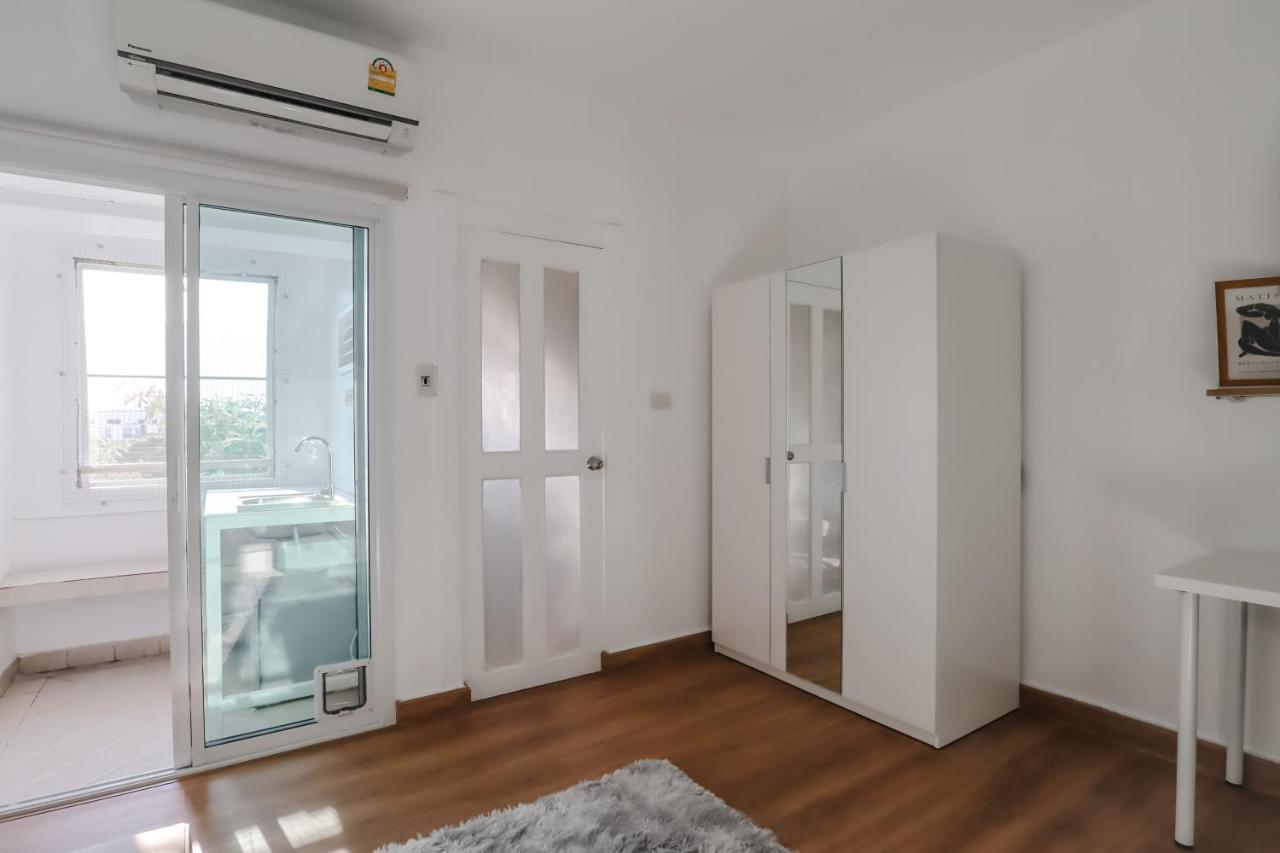 Link Mansion Hotell Chiang Mai Exteriör bild