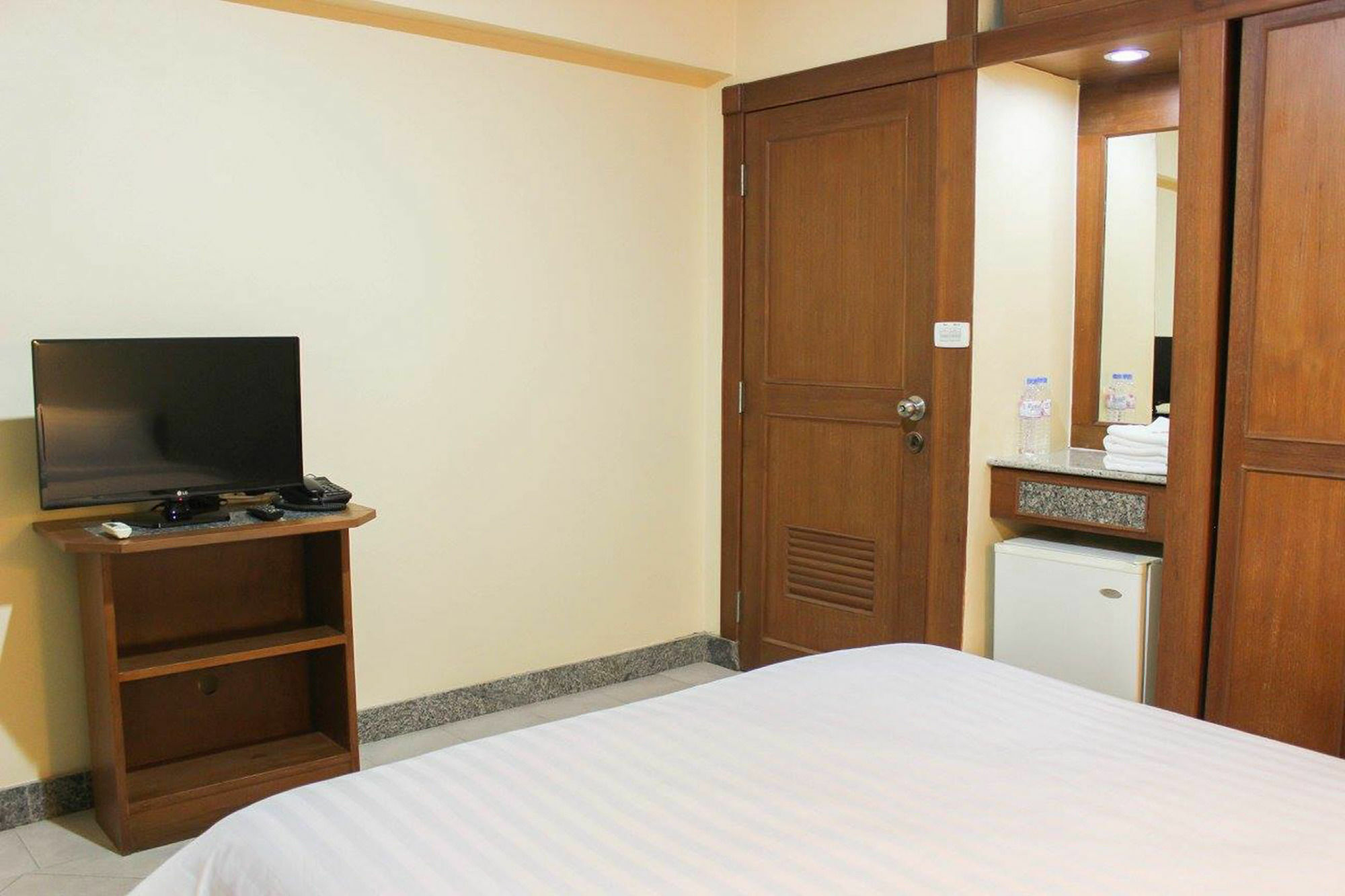 Link Mansion Hotell Chiang Mai Exteriör bild