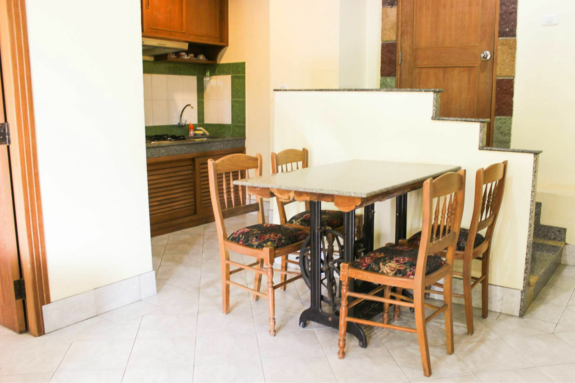 Link Mansion Hotell Chiang Mai Exteriör bild